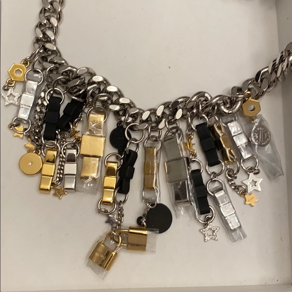 Marc Jacobs black multi pendent charm necklace NWT - Picture 3 of 4